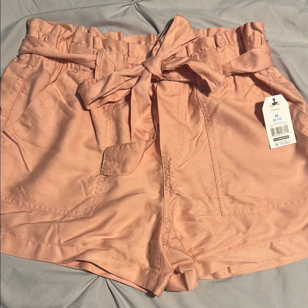 Women's Peach Shorts with Bow Tie
